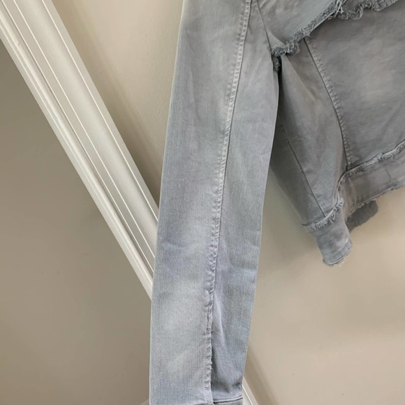 Wash Lab Ruffle My Feathers Cropped Jean Jacket XS - Picture 7 of 9